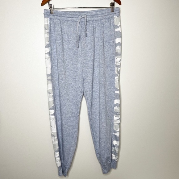 Splendid Longwear Camo Print Pullover Sweatshirt & Jogger Pants Set SZ M - Picture 4 of 9